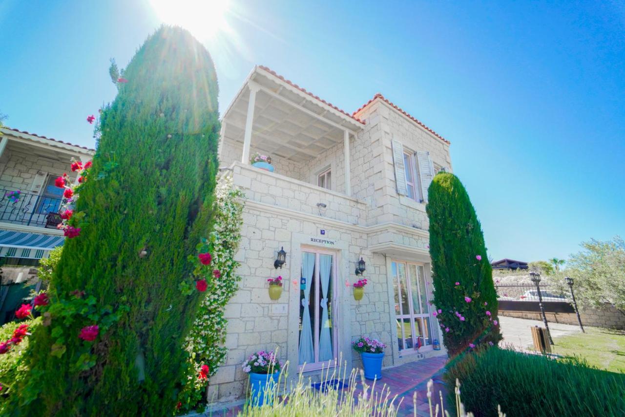Alacati Marina Palace المظهر الخارجي الصورة