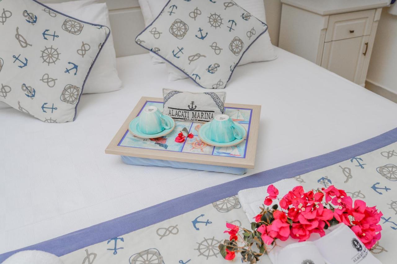 Alacati Marina Palace المظهر الخارجي الصورة